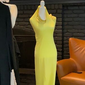 Elegant Yellow Evening Gown